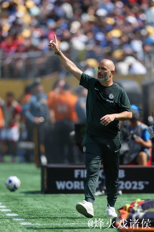 吉鲁：切尔西需要一名纯正的顶级中锋；马雷斯卡目前做得很好