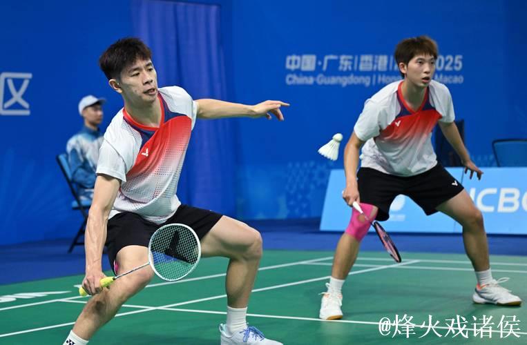 全运会羽毛球团体赛:广东男队、福建女队等劲旅取胜 全运会羽毛球团体赛:广东男队、福建女队等劲旅取胜